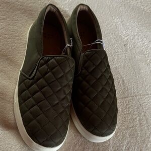 Quilted Slip-On Sneakers - Olive